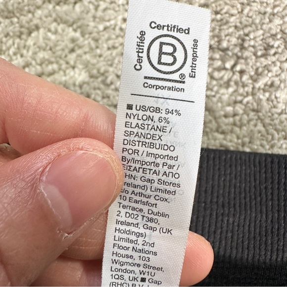 SOLD | Athleta Aurora Seamless Tank Top V-Neck Ribbed Yoga in Black Plus Size 1X - Picture 9 of 11